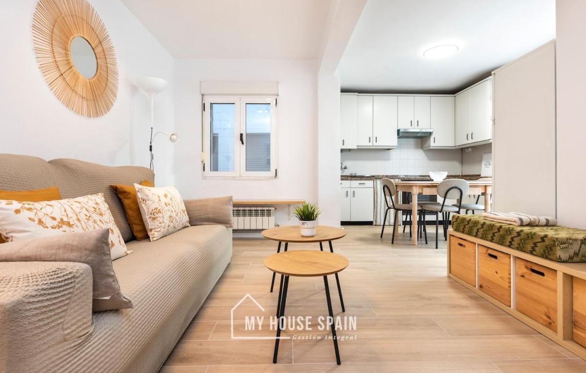 Myhousespain - Piso Reformado Con Patio Privado *