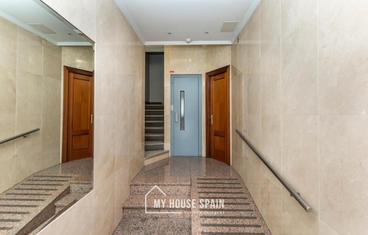 Myhousespain - Piso Reformado Con Patio Privado Apartamento *